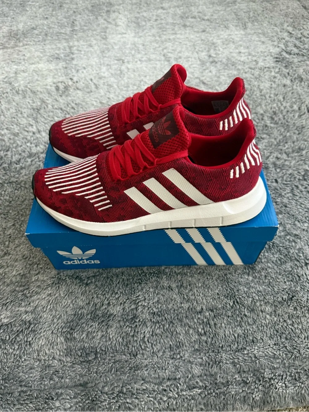 Men’s Adidas Sneakers, Swift Run, Size 10.5